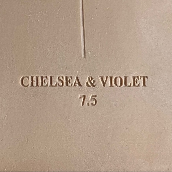 CHELSEA & VIOLET JACEY Leather Strappy Cross Band Sandals - Picture 8 of 9